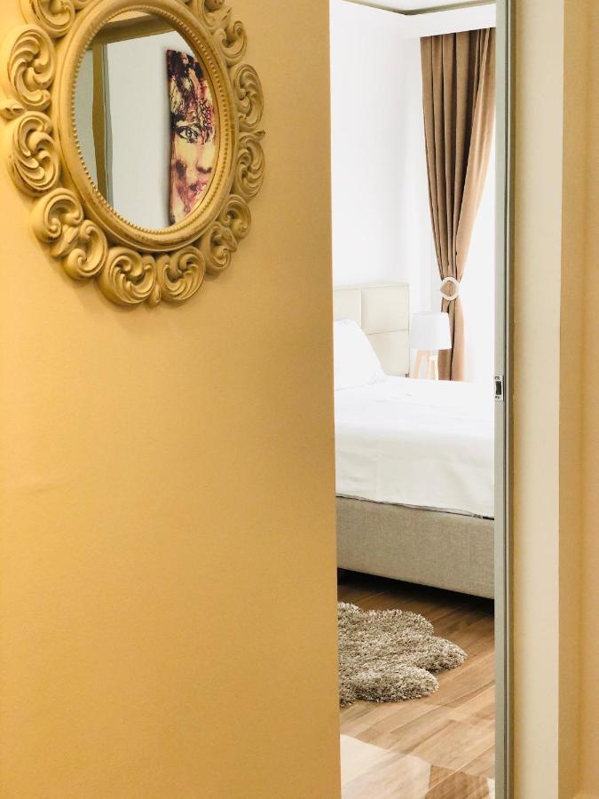 White Tower Mamaia Apartament Kültér fotó