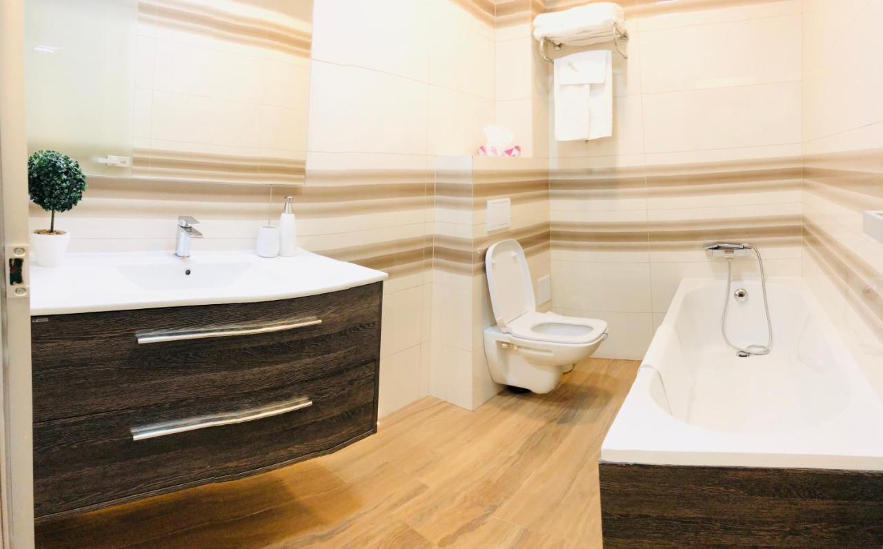 White Tower Mamaia Apartament Kültér fotó
